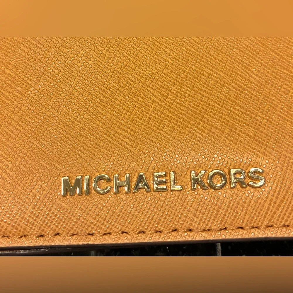 Michael Kors Wallet Saffiano Leather Jet Set Travel Flap Card Holder Caramel - Picture 5 of 13